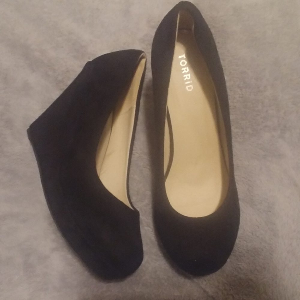 Torrid Size 11 Black Suede Wedge Heels